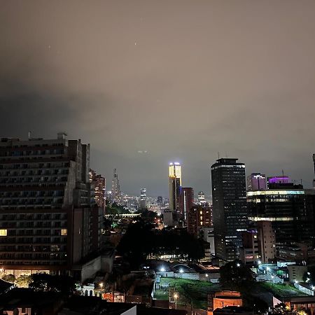 Penthouse Con Vista A Los Cerros. Bogota Buitenkant foto